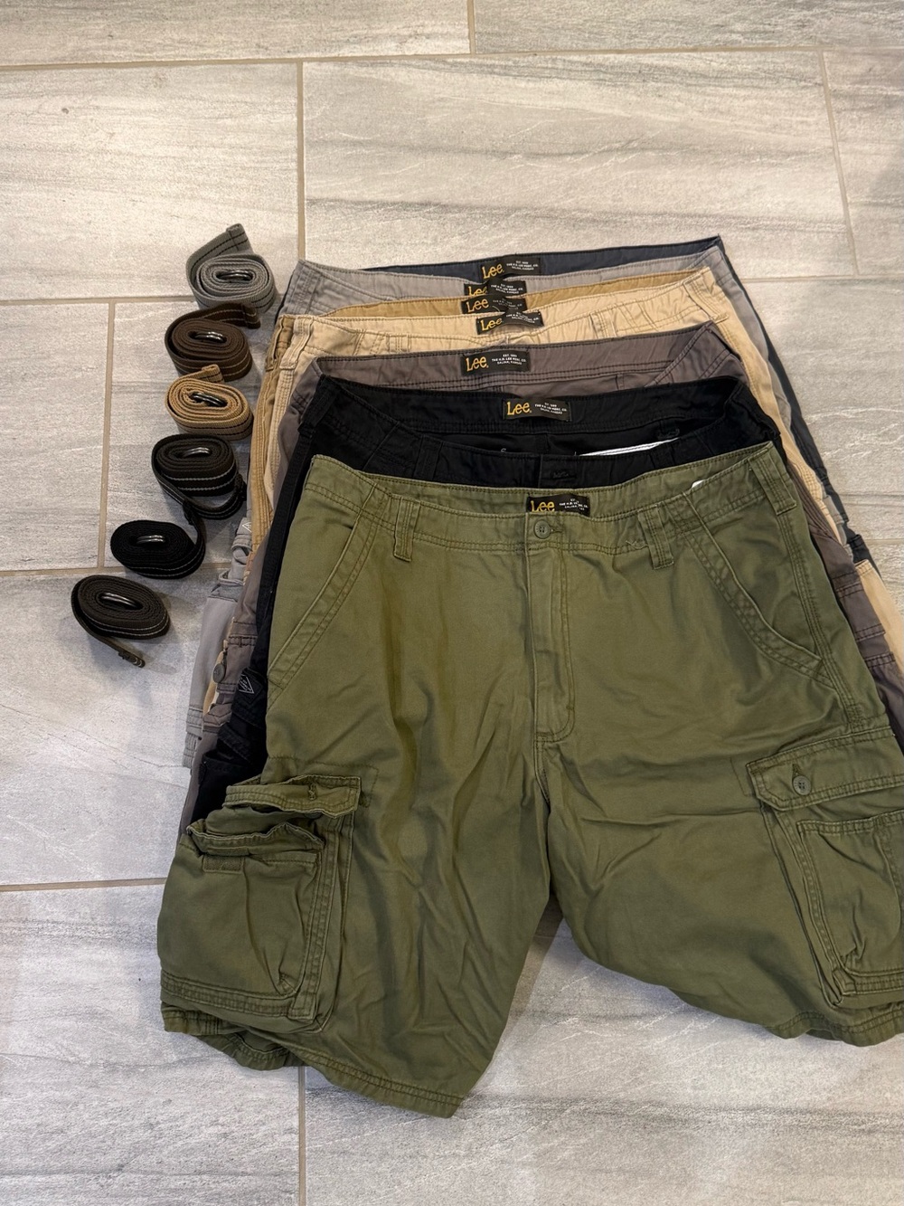 Bundle of 7 Lee’s Men's Dungarees New Belted Wyoming Cargo Short